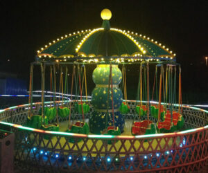 fruit flying chair ride for sale 03