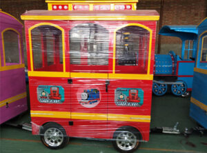 thomas trackless train cabin 01