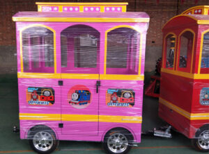 thomas trackless train cabin 02