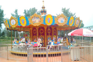24 seats carousel ride manufacturer 04