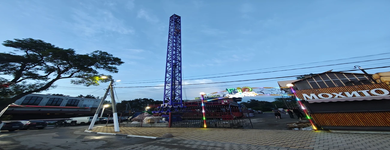 BestonRides drop tower rides installed in Russia (4)