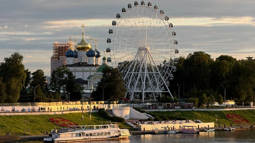 ferris wheel Russia